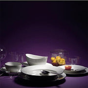 Lotos White with Platinum Teapot, 71 oz. by Wolfgang von Wersin for Nymphenburg Porcelain Dinnerware Nymphenburg Porcelain
