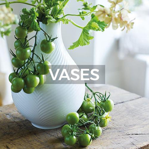 Wedgwood: Vases