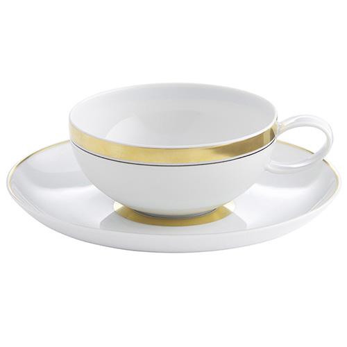 Large porcelain coffee cup and saucer from the Domo White collection  inspired by modern minimalist trends - Vista Alegre