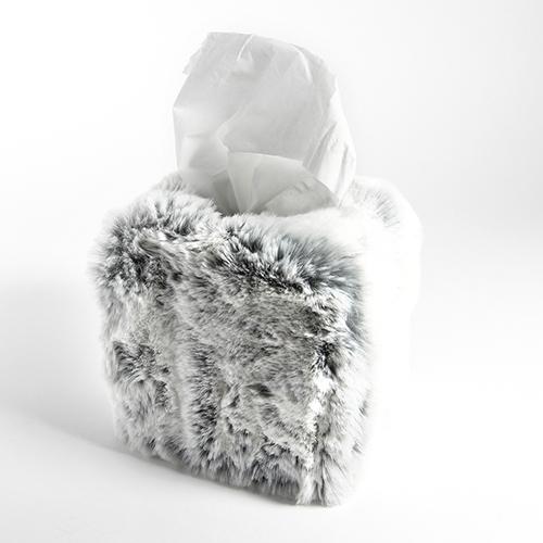 Evelyne Prelonge ティッシュボックス Himalaya Blush Faux Fur Tissue Box Cover | Fig Linens