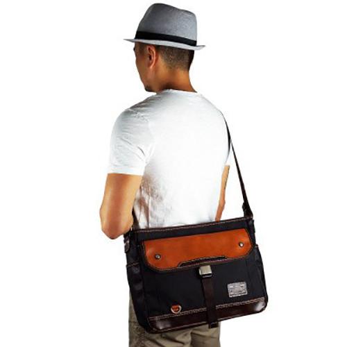 Harvest label 2024 parkland sling pack