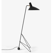 The Tripod Floor Lamp by Hvidt & Mølgaard for &tradition &Tradition Black 
